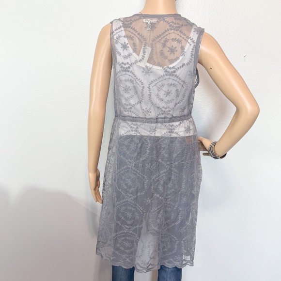 Maurices Women's Lace Cardigan Size L/XL - Picture 2 of 11